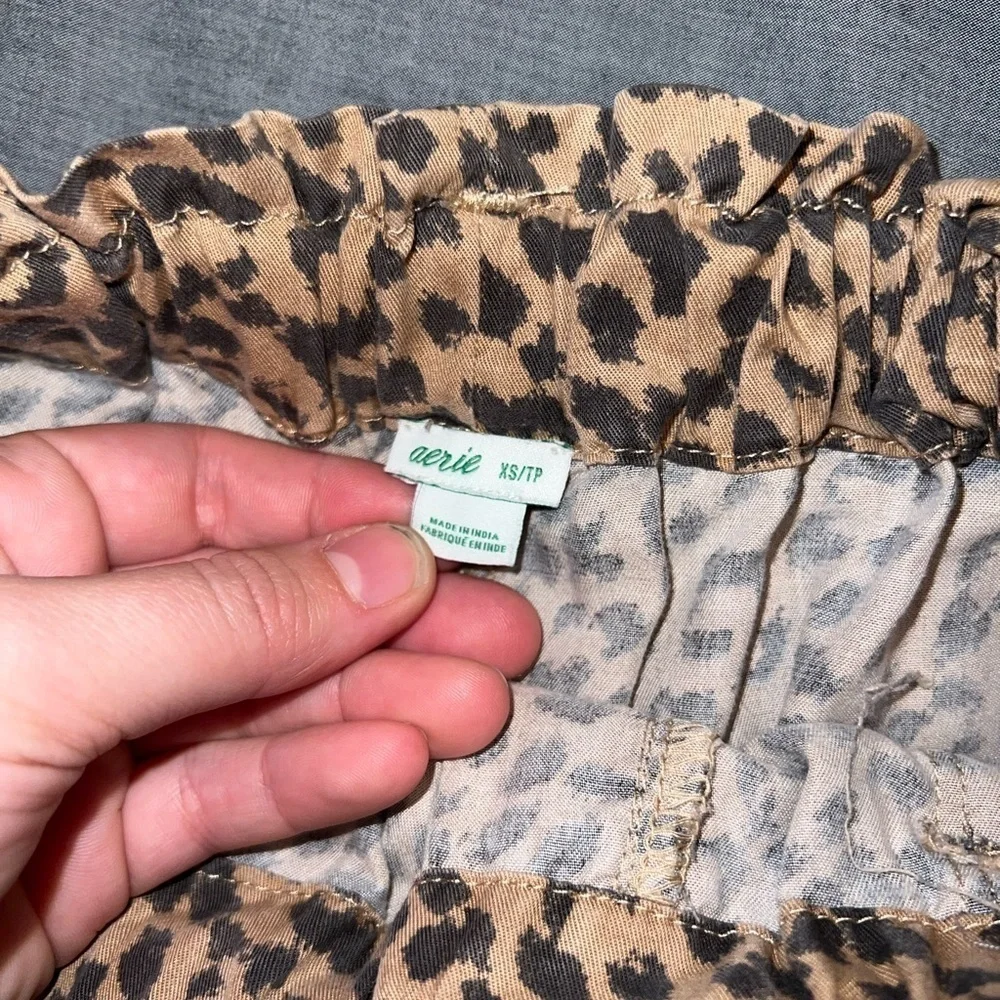 Light brown and grey cheetah print aerie shorts XS